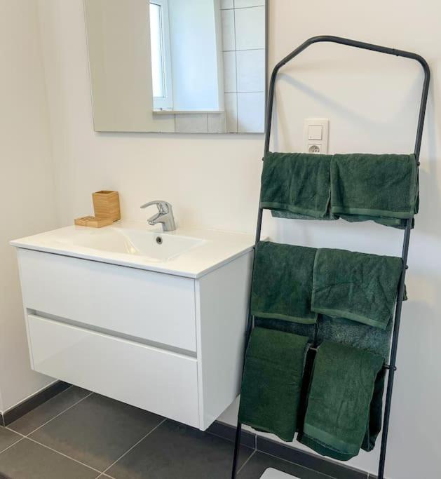 Charmant Logement Brugelette Proche De Pairi Daiza Luaran gambar