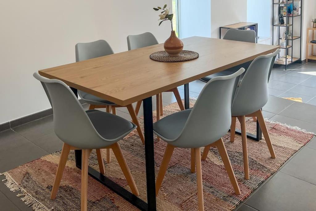 Charmant Logement Brugelette Proche De Pairi Daiza Luaran gambar