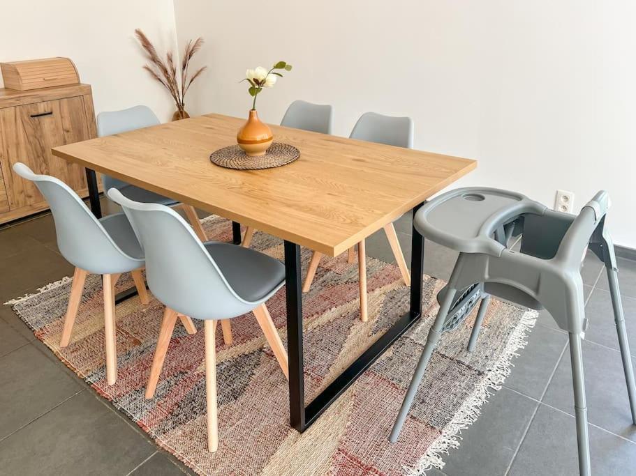 Charmant Logement Brugelette Proche De Pairi Daiza Luaran gambar