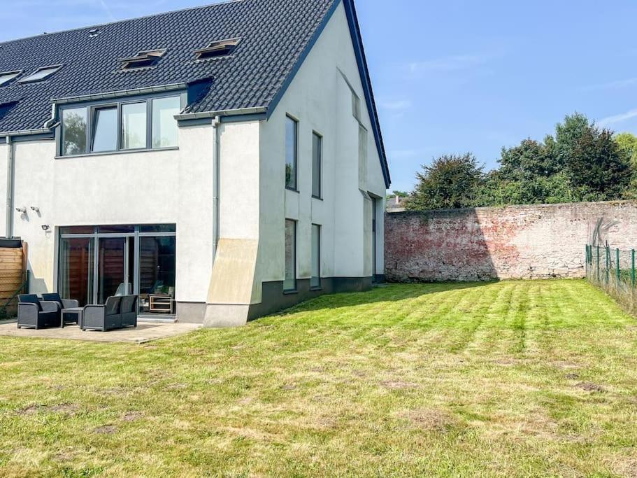 Charmant Logement Brugelette Proche De Pairi Daiza Luaran gambar